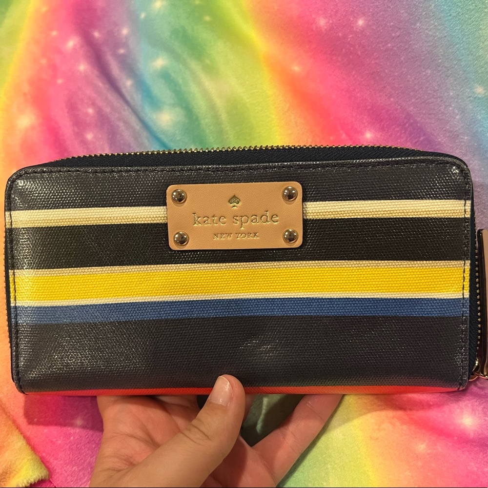 Kate spade large zip around wallet